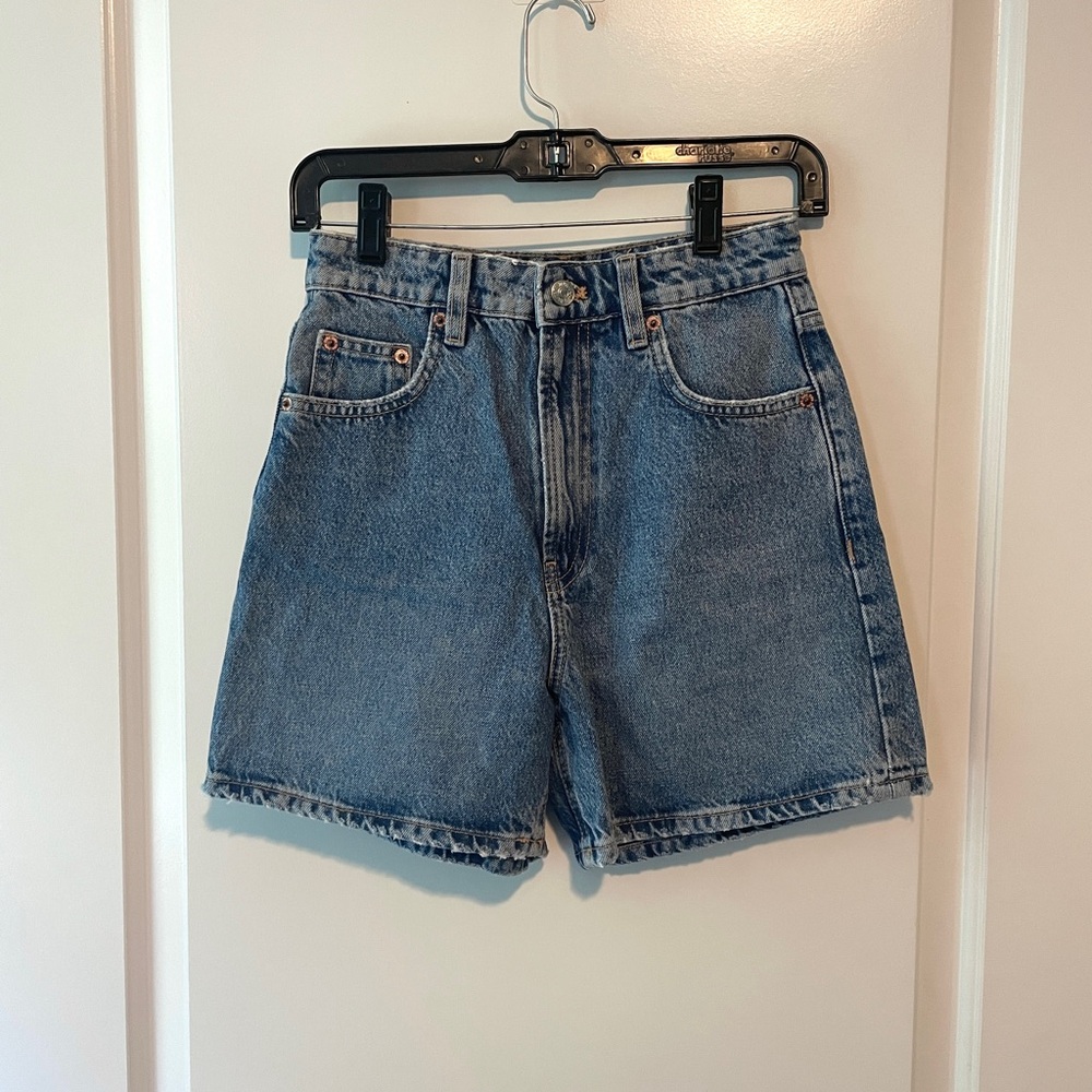 Zara Blue Jean Denim Shorts High-Waisted Vintage-Inspired